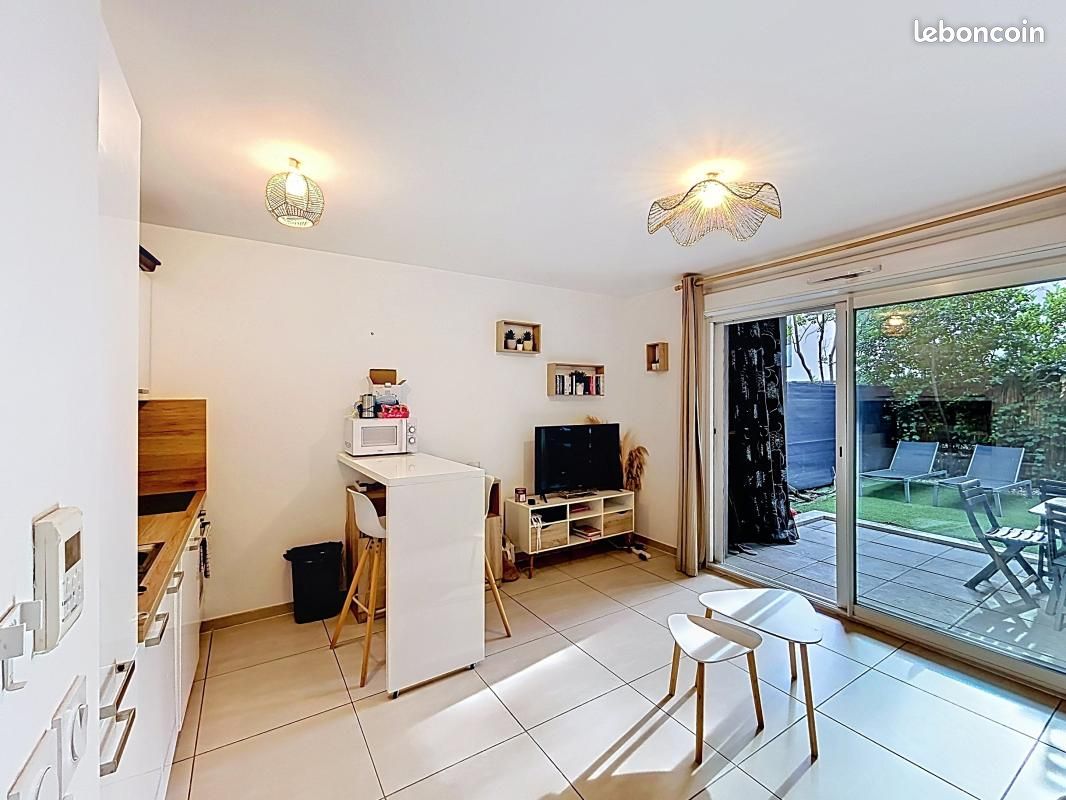 Appartement 1 pièce 27 m² · à Mandelieu-la-Napoule · 27 m² · 175 000 €