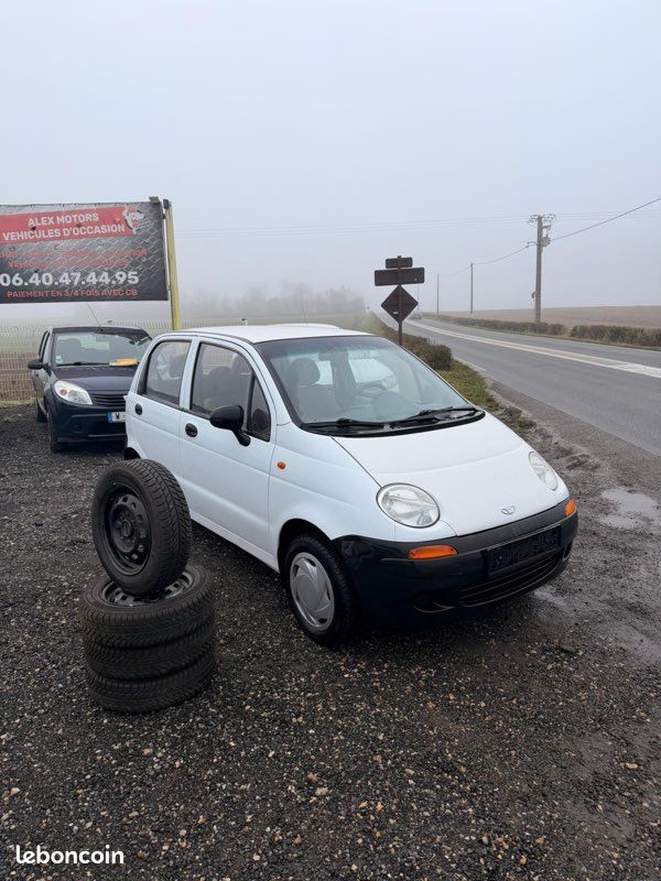 Daewoo Matiz PREMIER MAIN 52.000km d’origine, moteur 800cm3 essence, 2008 , très très économique, radio Cd KENWOOD Aux, 2 clés , PACK HIVER, supplémentaire 4 jantes avec 4 pneus hiver, révision fait (image 1)