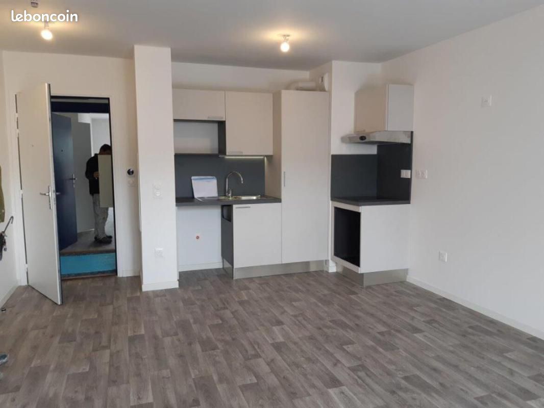 Appartement 2 pièces 41 m² · à Corbeil-Essonnes · 41 m² · 768 €/mois