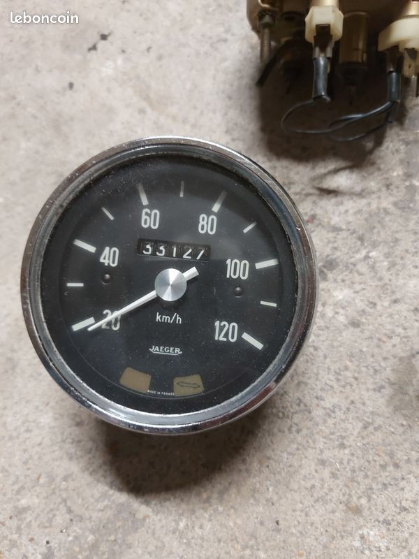 Compteur voyants saviem sg2 (image 1)