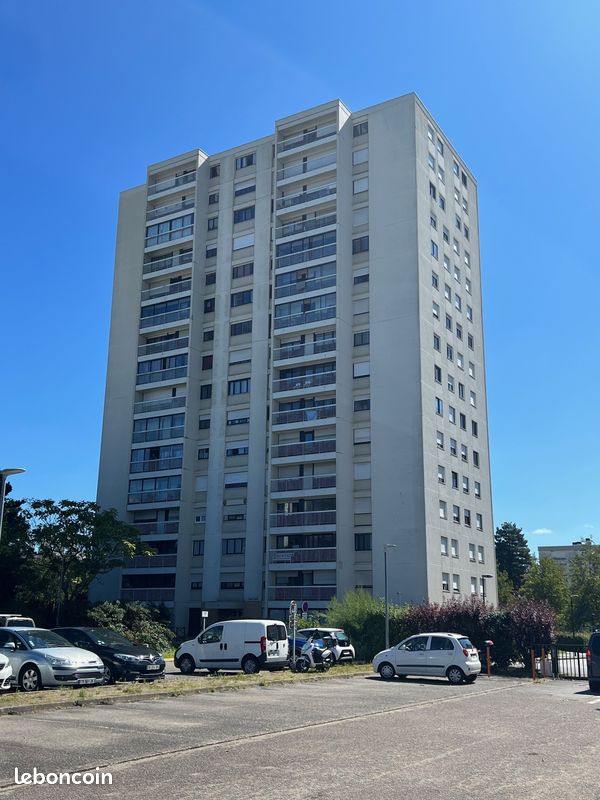 Appartement 4 pièces 79 m² · à Saint-Herblain · 79 m² · 165 000 €