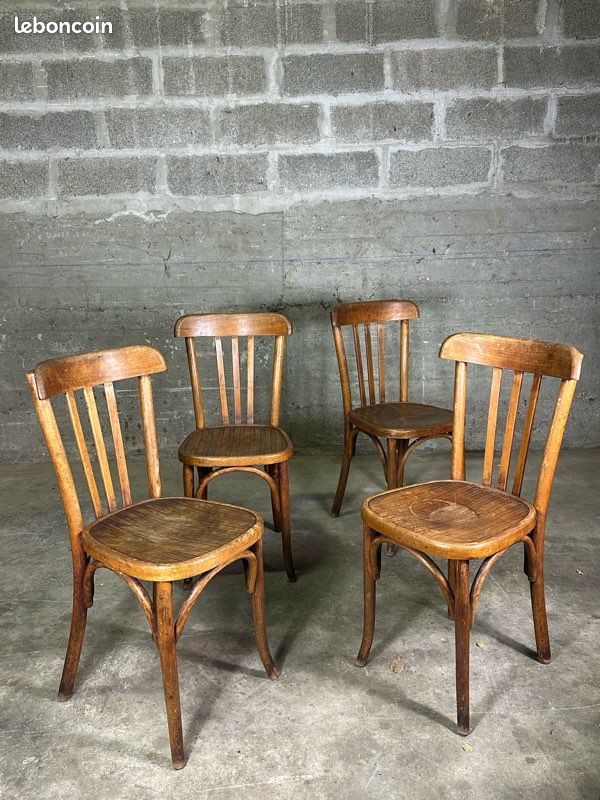 Ancienne chaise de bistrot en cannage, estampillée fischel