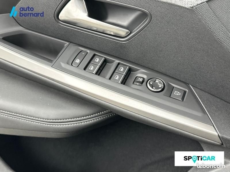Peugeot 3008 Electrique 210ch front 4x2 std GT (image 16)