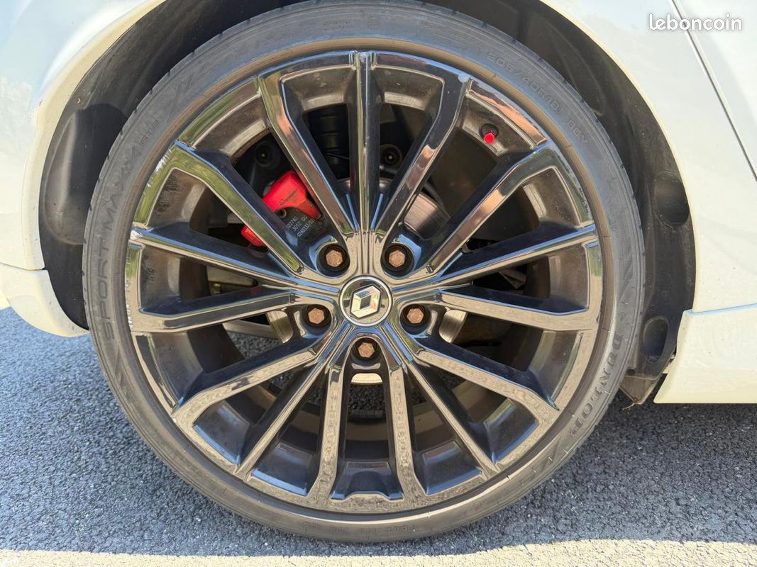 RENAULT CLIO 1.6 Energy - 220 - BV EDC IV BERLINE R.S. Trophy PHASE 2 (image 28)