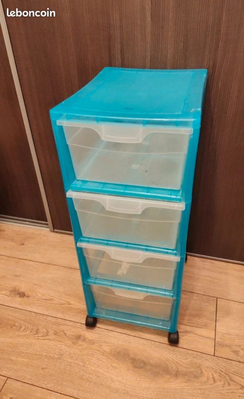 Tour de rangement (image 1)