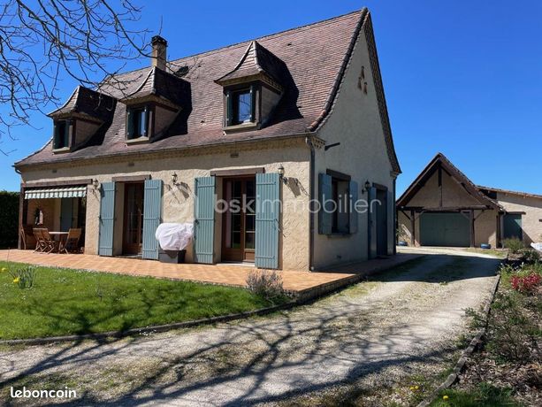 Propriété 7 pièces 135 m²
