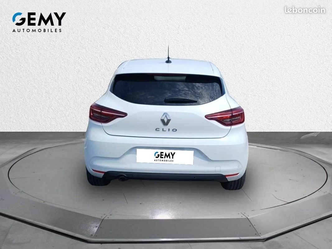 RENAULT Clio TCe 90 X-Tronic Evolution (image 5)