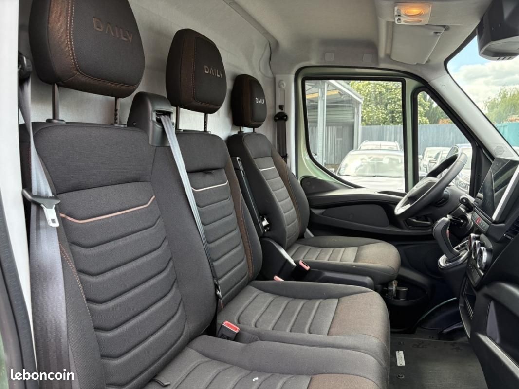 Iveco Daily FOURGON FGN 35 S 16H V11 H2 Q-LEAF HI-MATIC (image 11)