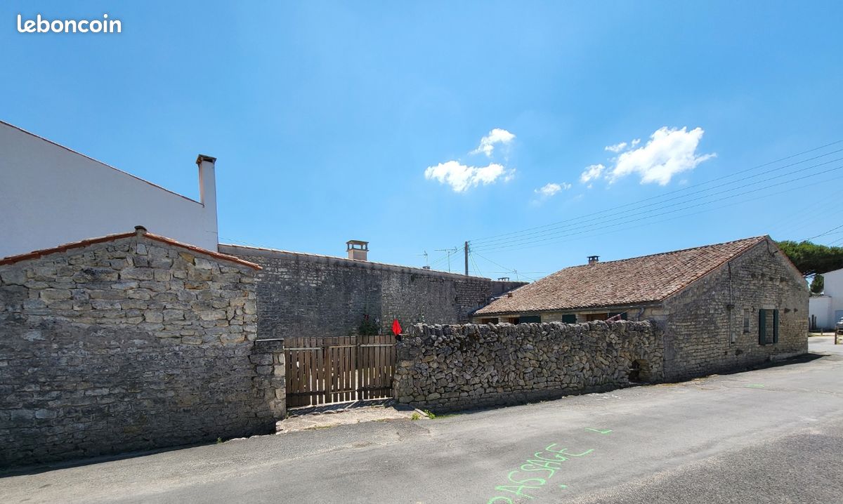 Maison 4 pièces 87 m² · à Saint-Pierre-d'Oléron · 87 m² · 1 160 €/mois