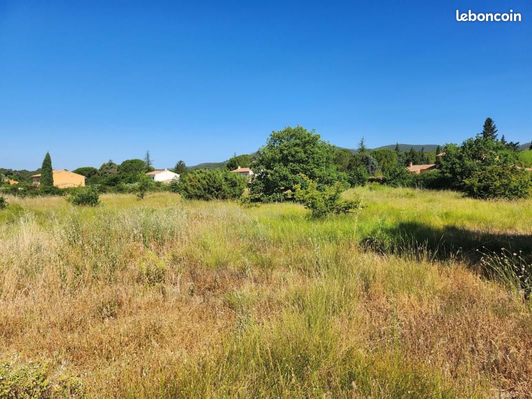 Terrain 752 m² Lauris · 220 000 €