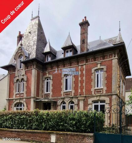 Propriété 10 pièces 318 m²