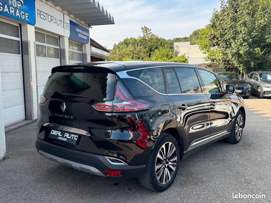 Renault Espace 1.6 dCi 160ch energy Initiale Paris EDC 7 Places (image 4)
