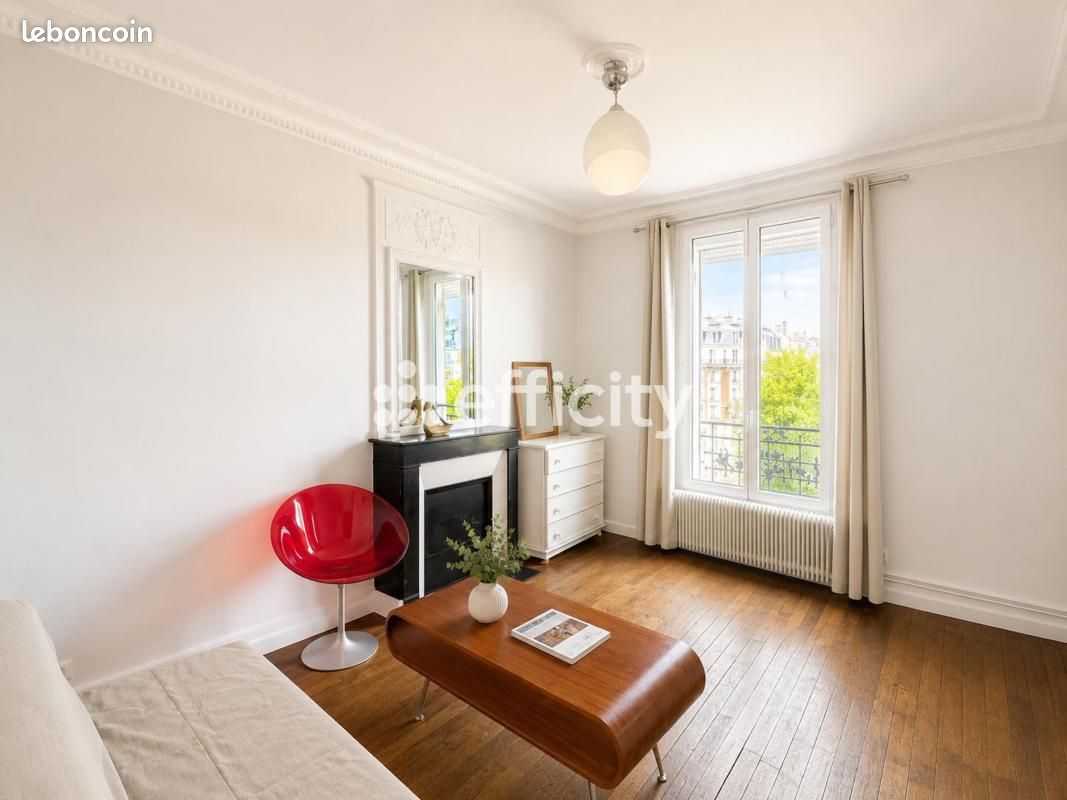 Appartement 2 pièces 35 m² · à Paris · 35 m² · 335 000 €
