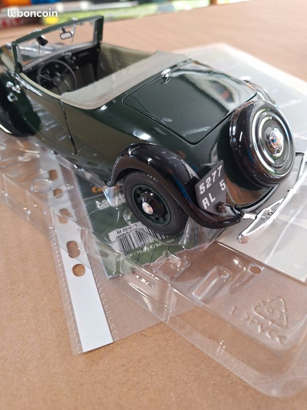 Solido Voitures 1/18 Prestige Citroën Traction Avant 1938 Num 25 - Collection