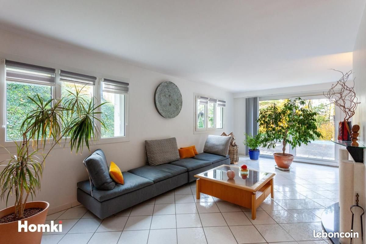 Maison 8 pièces 186 m² · à Voiron · 186 m² · 535 000 €