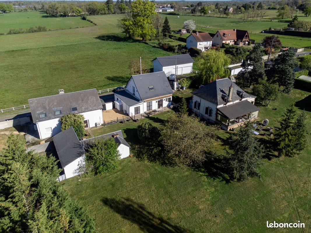 Maison 20 pièces 453 m² · à Avermes · 453 m² · 770 000 €