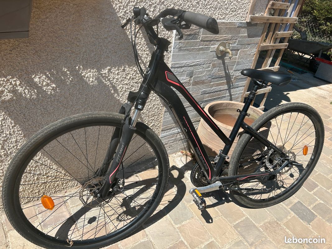 Vélo VTC femme (image 1)