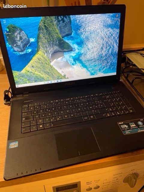 Écran Dell U2412M 24 pouces - Excellent état - Accessoires informatique