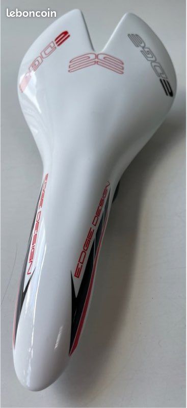 Selle Vélo Route Gipiemme Cobra Carbone Blanche - Rails Titane, Neuve