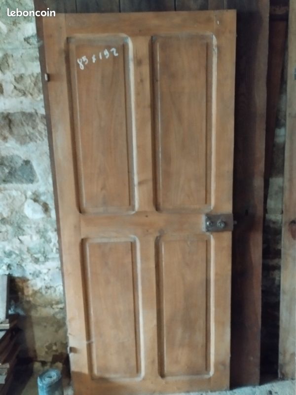 Porte intérieure bois (image 1)