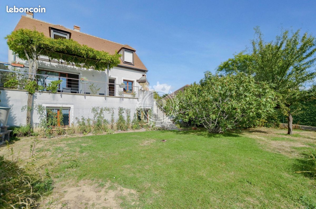 Maison 6 pièces 135 m² · à Saint-Leu-la-Forêt · 135 m² · 653 000 €