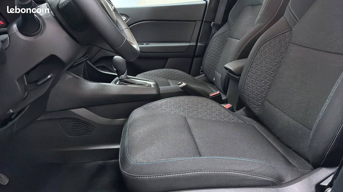 Renault captur e tech full hybrid 145 ch evolution (image 12)