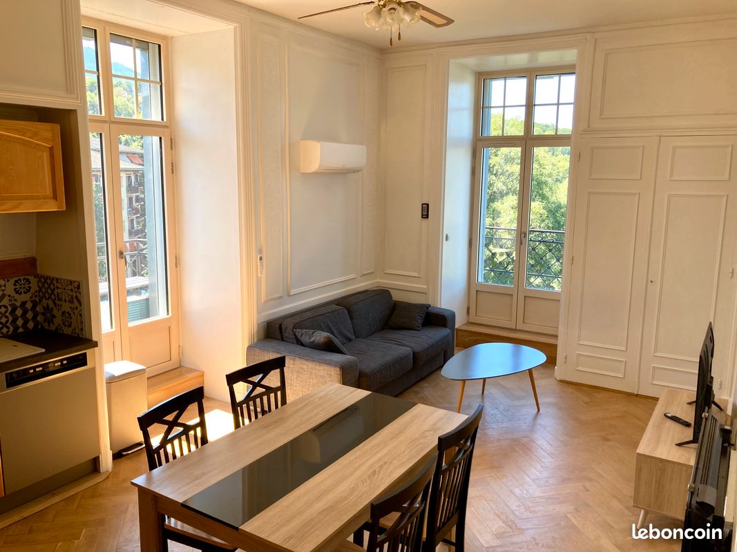 Appartement 2 pièces 50 m² · à Aix-les-Bains · 50 m² · 930 €/mois