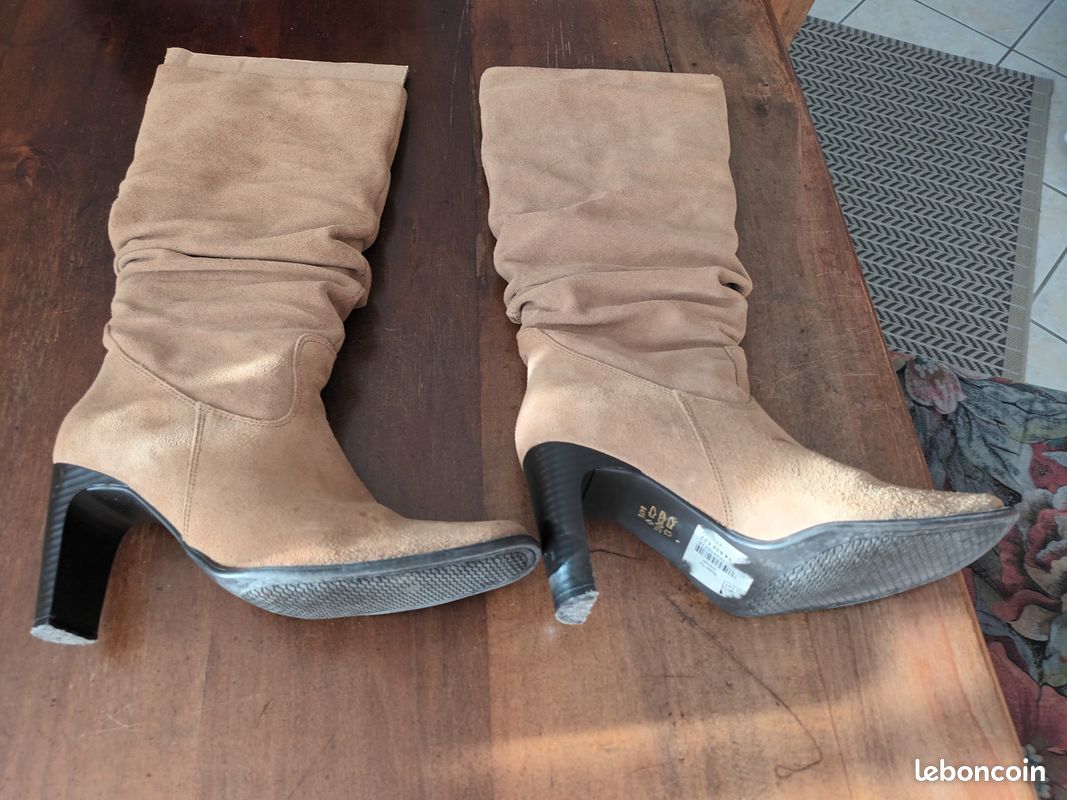 Bottes plissée cuir daim femme Chaussures