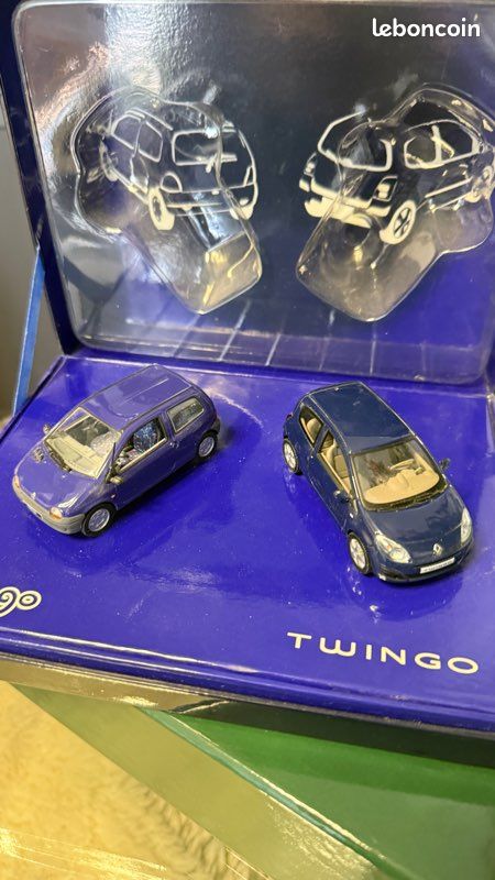 Coffret Renault Twingo Norev – L'ancienne Et La Nouvelle, Bleu, échelle 1/43 (occasion)