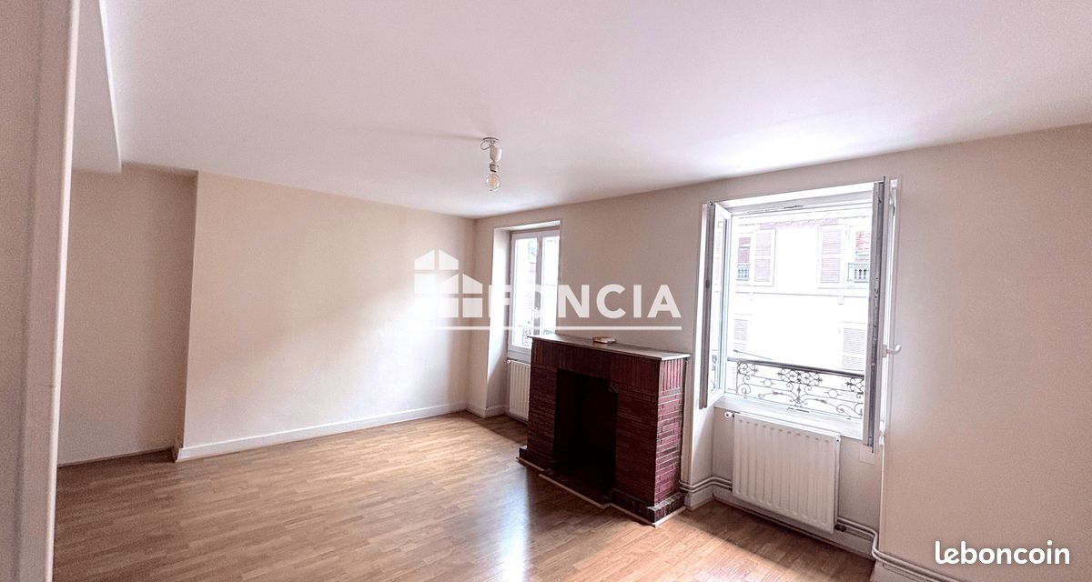 Appartement 5 pièces 100 m² · à Voiron · 100 m² · 820 €/mois