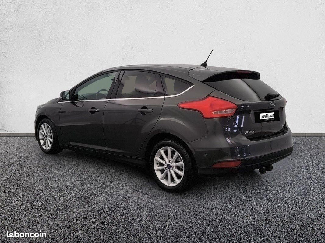 FORD Focus 1.0 EcoBoost 125 S&S Titanium (image 30)
