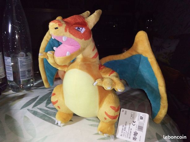 Figurine Dracaufeu En Excellent État Environ 20 Cm