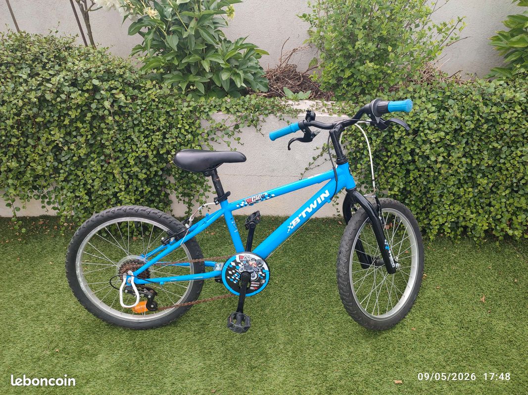 Velo btwin bleu 8/12 ans (image 1)