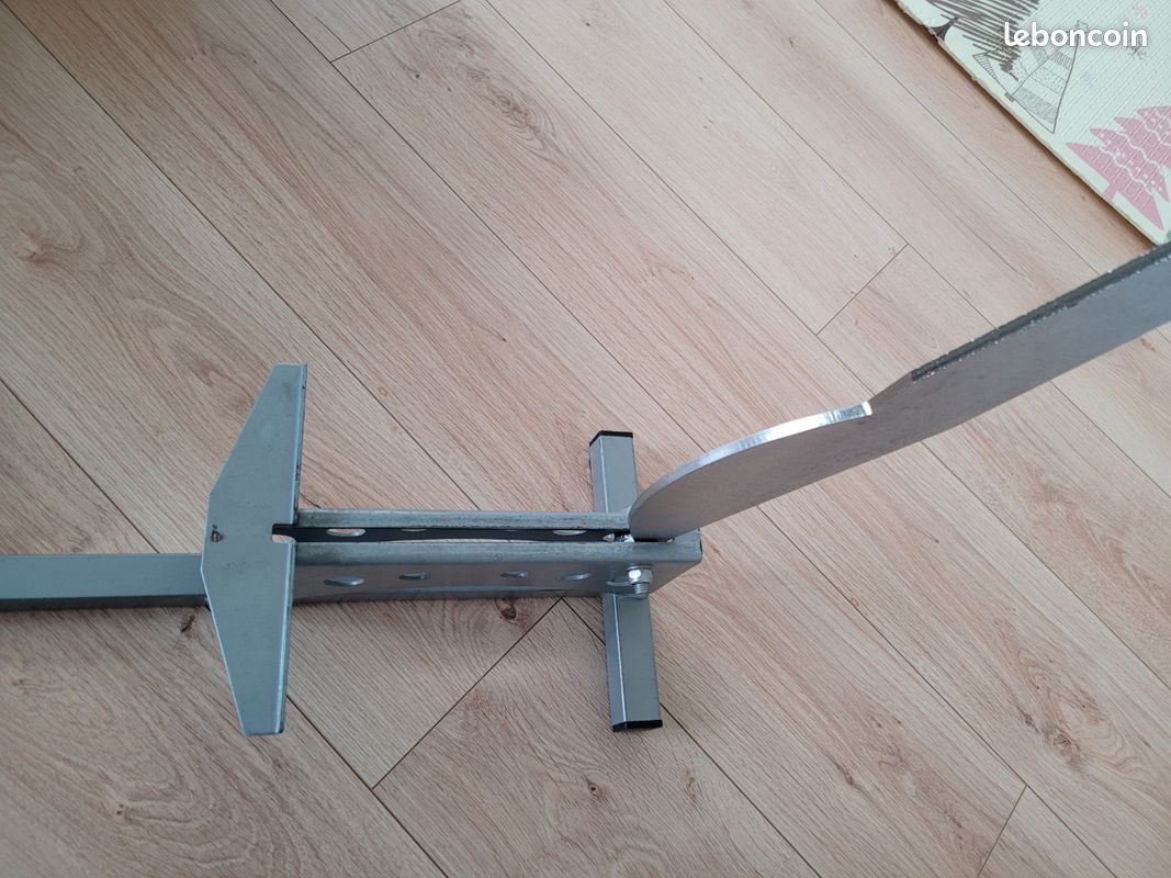 Découpe parquet stratifié guillotine en L.O.C (image 4)