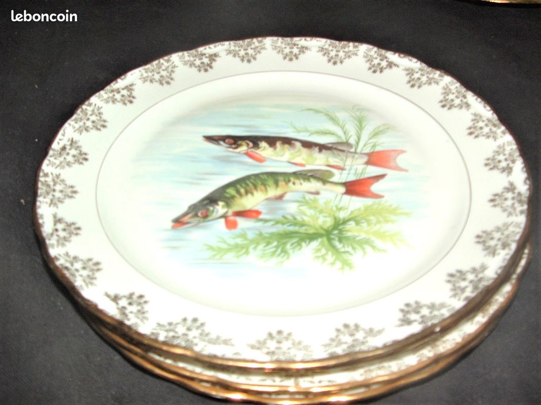 SERVICE A POISSON + GRAND PLAT et ses 8 assiettes porcelaine de limoges (image 3)