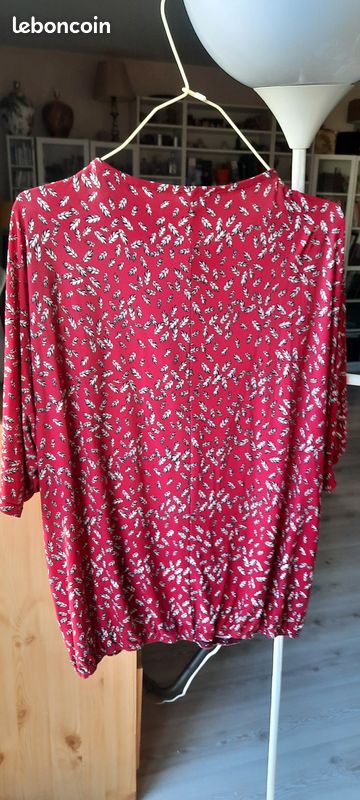 Haut femme Melle Frenchy t.46, tissu doux , polyester 3.5e (image 4)
