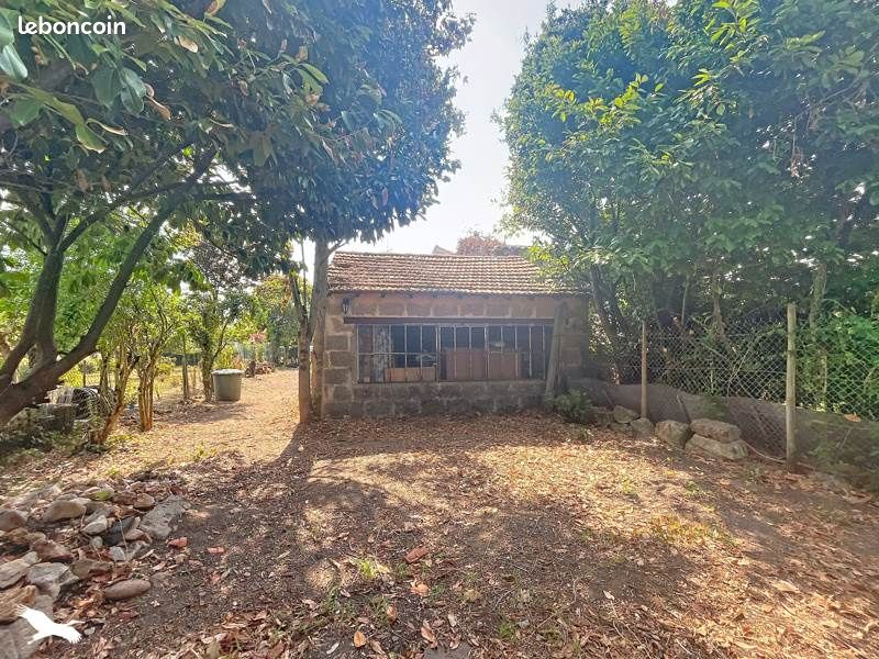 Maison 3 pièces 125 m² · à Saint-Magne-de-Castillon · 125 m² · 68 000 €