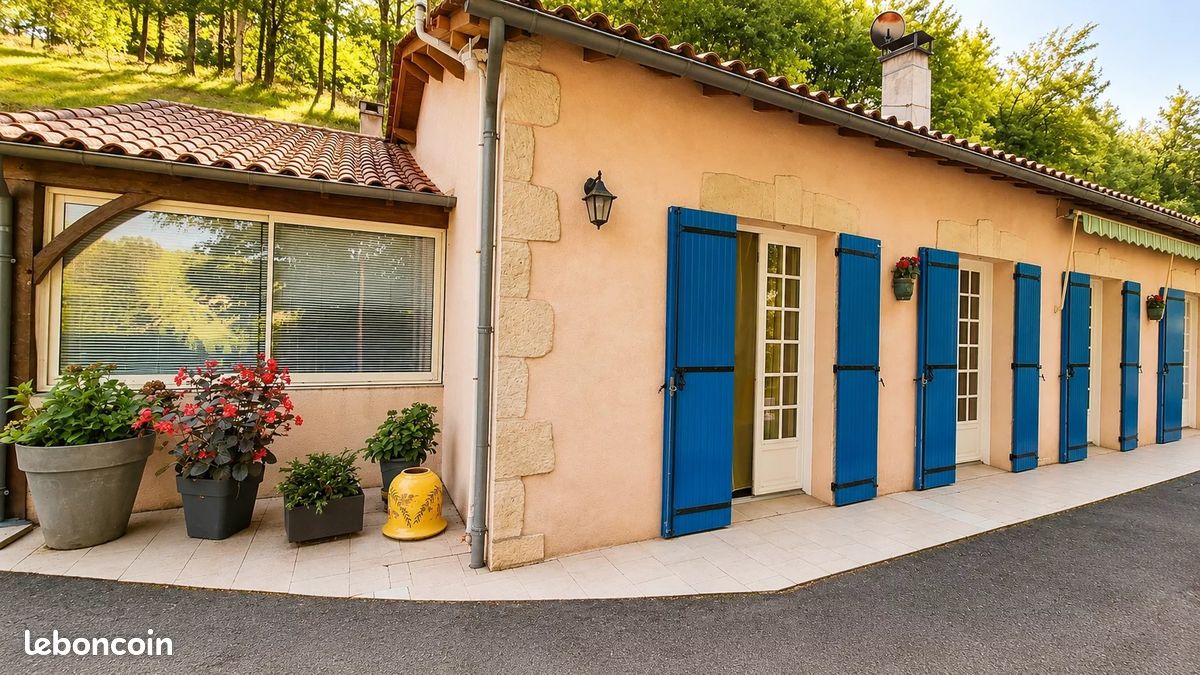 Maison 4 pièces 170 m² · à Campsegret · 170 m² · 300 000 €