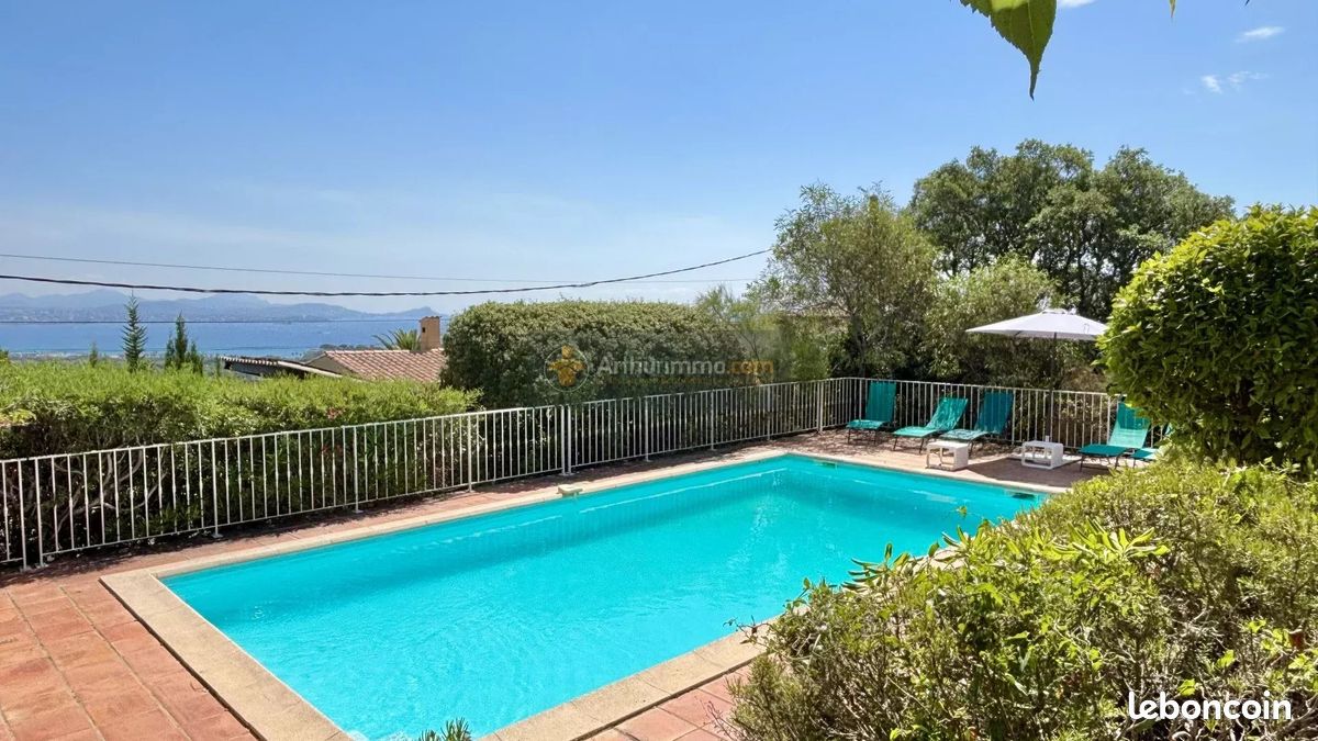 Maison 4 pièces 115 m² · à Fréjus · 115 m² · 760 000 €