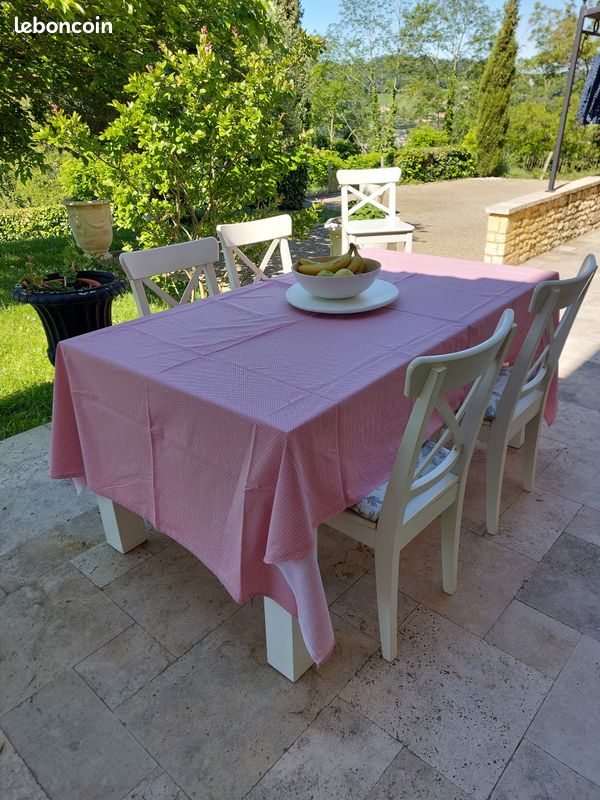 Table (image 3)