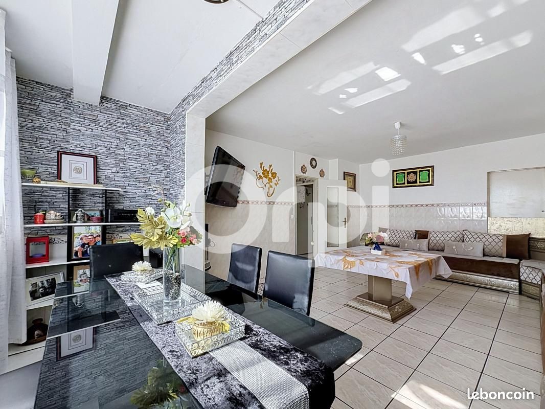 Appartement 4 pièces 83 m² · à Montereau-Fault-Yonne · 83 m² · 95 000 €