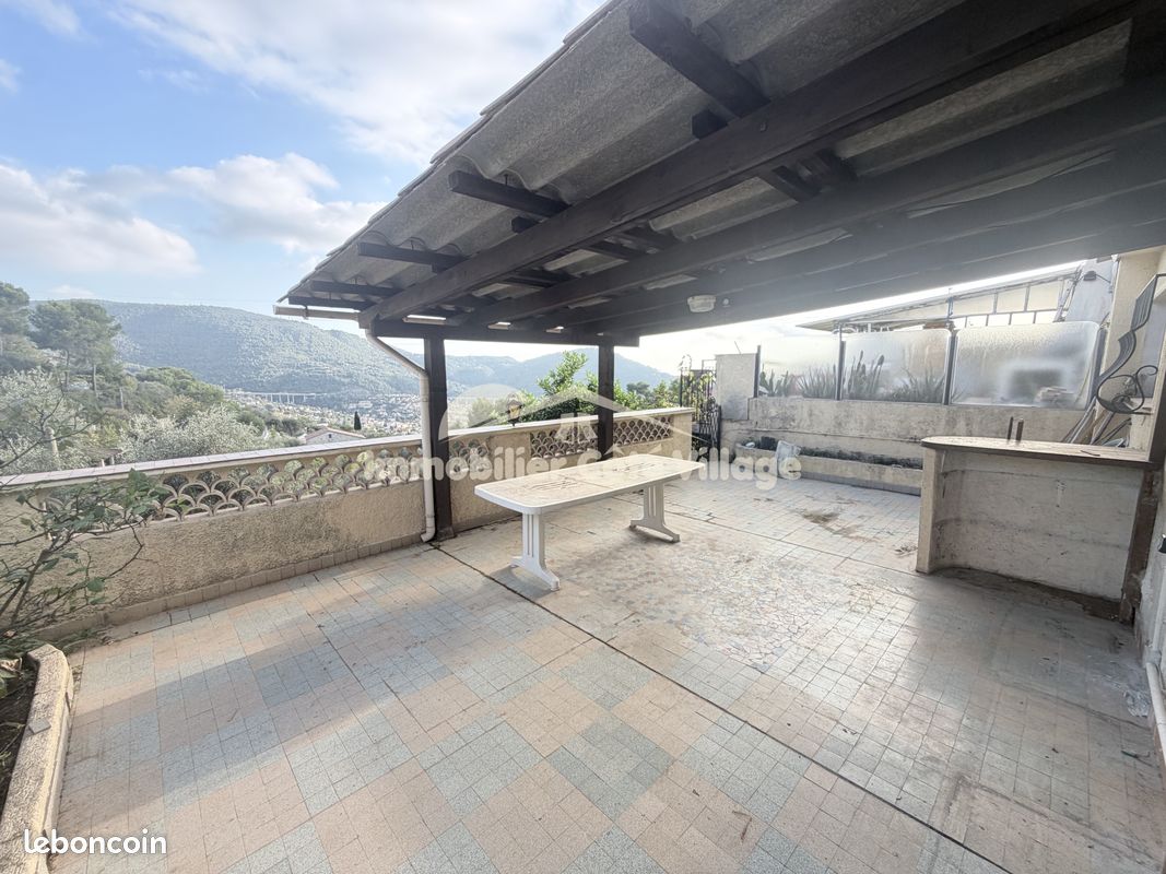 Appartement 3 pièces 70 m² · à La Trinité · 70 m² · 1 250 €/mois