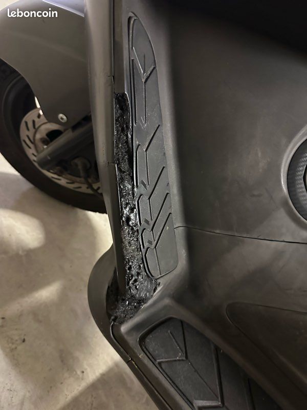 Scooter sym gts evo i Motos