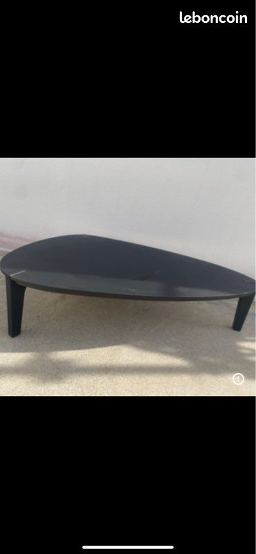 Table de salon noir marque Gautier (image 1)