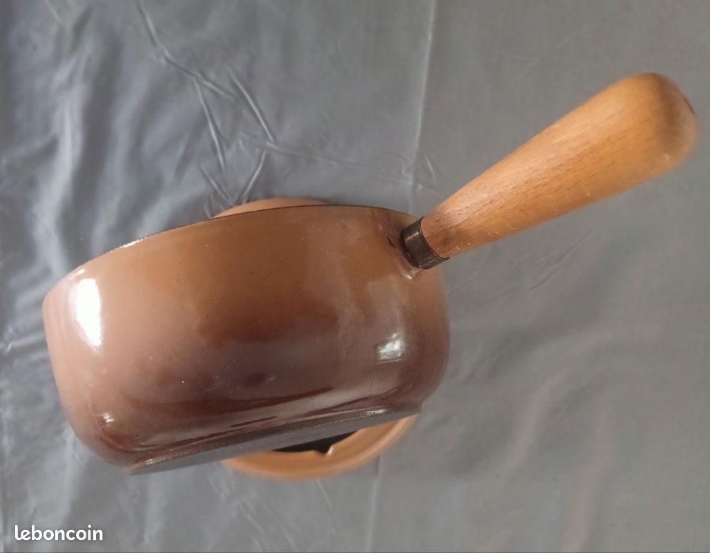 Service à Fondue Staub NEUF - Avec 2 Assiettes Offertes !