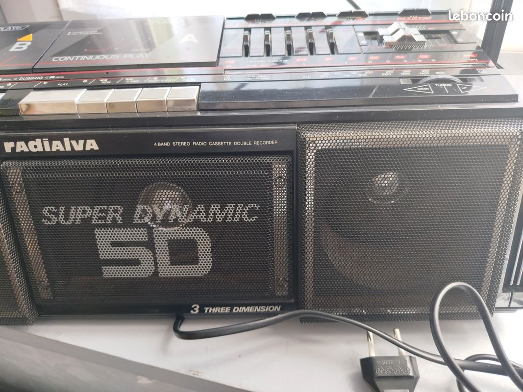 Ancienne Radio Cassette Radialva RDK 6508 - Fonctionne - retro Vintage