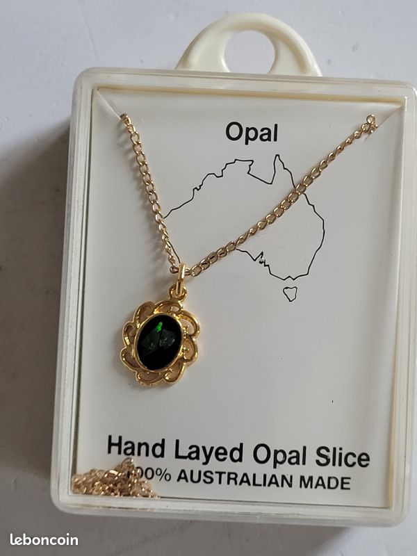 Collier Avec Pendentif Opale Blanche Précieuse - Chaîne En Alliage - Neuf Avec étiquettes