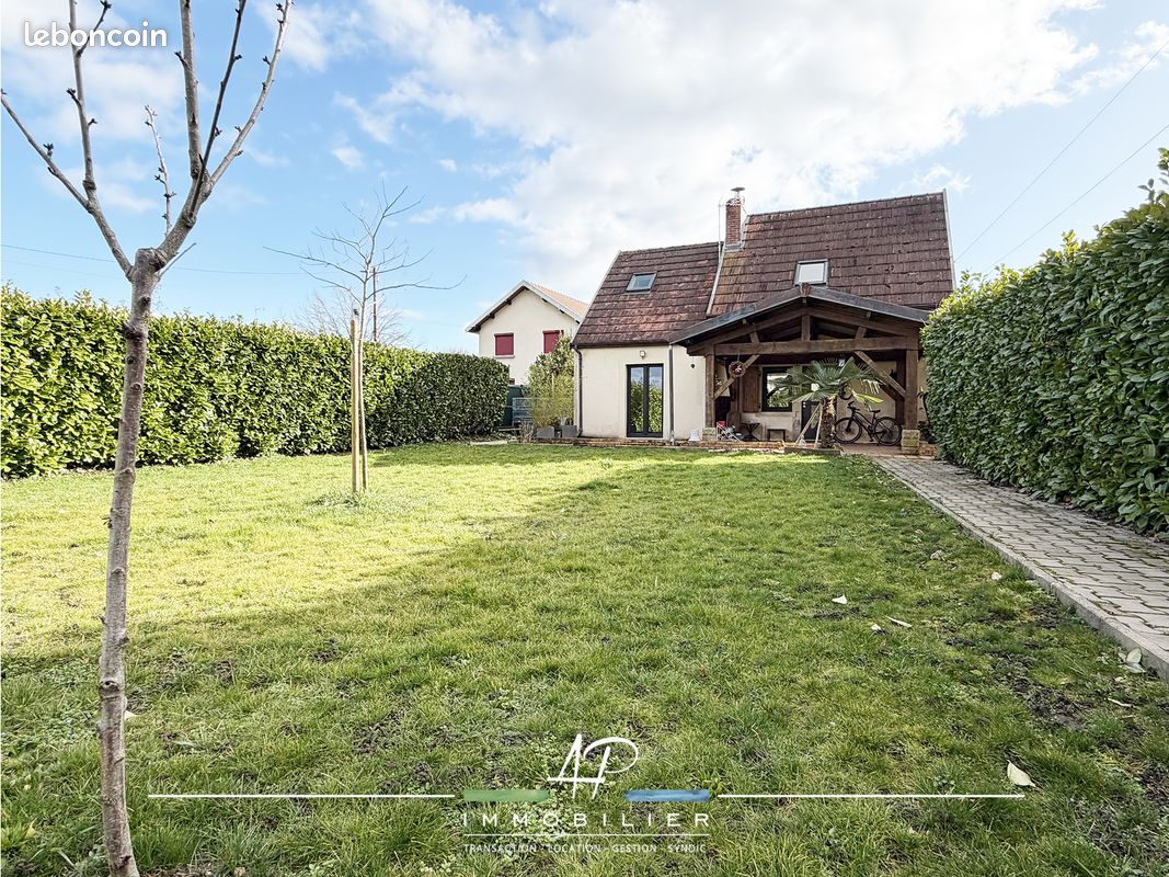 Maison 4 pièces 103 m² · à Heuilley-sur-Saône · 103 m² · 230 000 €