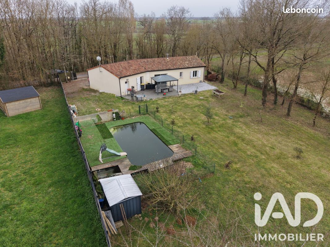 Maison 5 pièces 109 m² · à Luxé · 109 m² · 850 €/mois