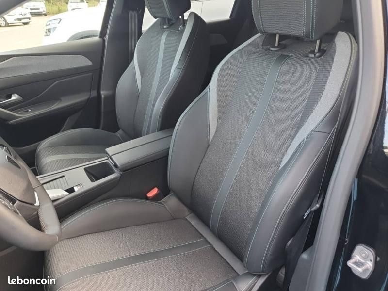 Peugeot 308 SW 1.2 Hybrid 145ch Allure e-DCS6 (image 17)